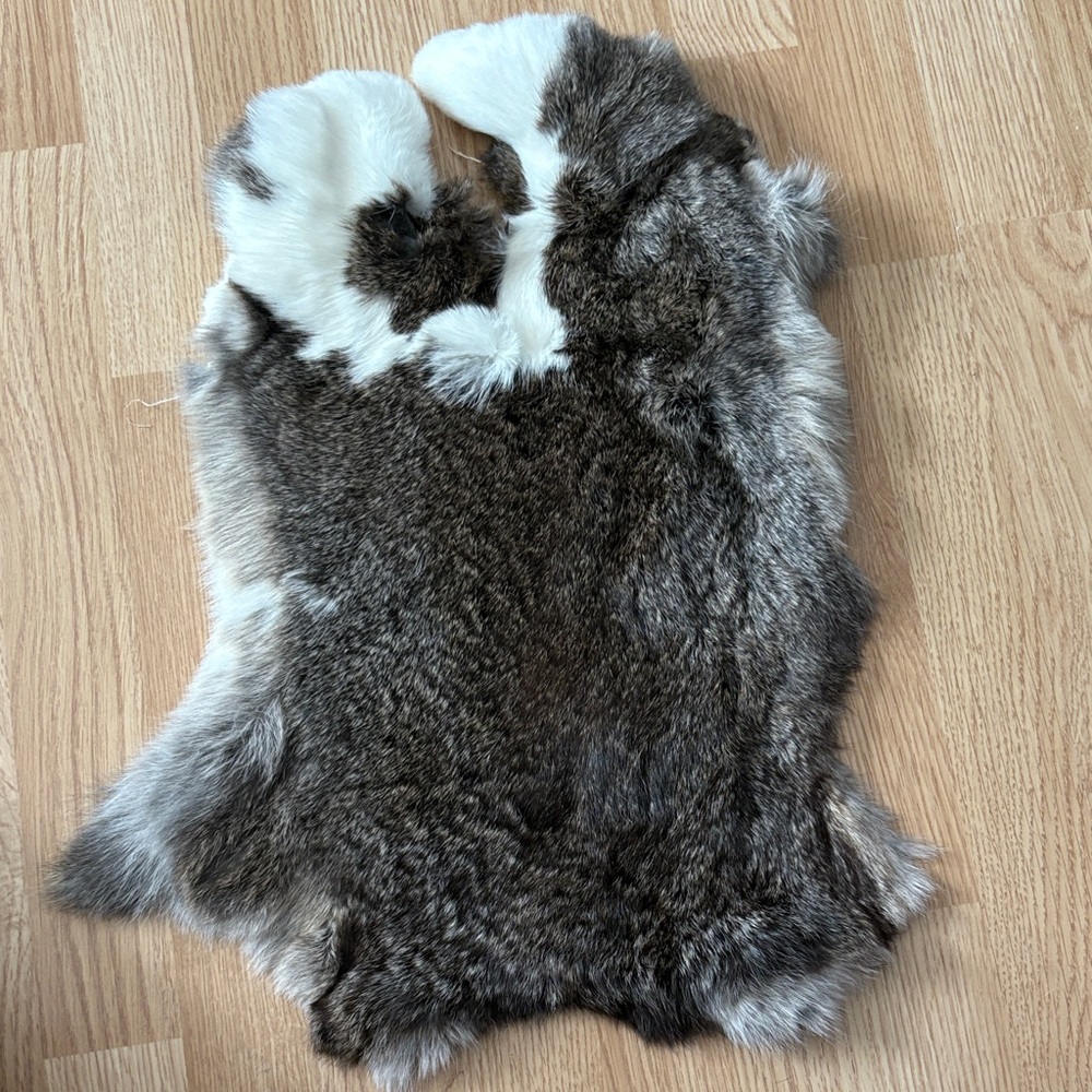 #0178 Gray White Rabbit Fur Pelt Craft Supply